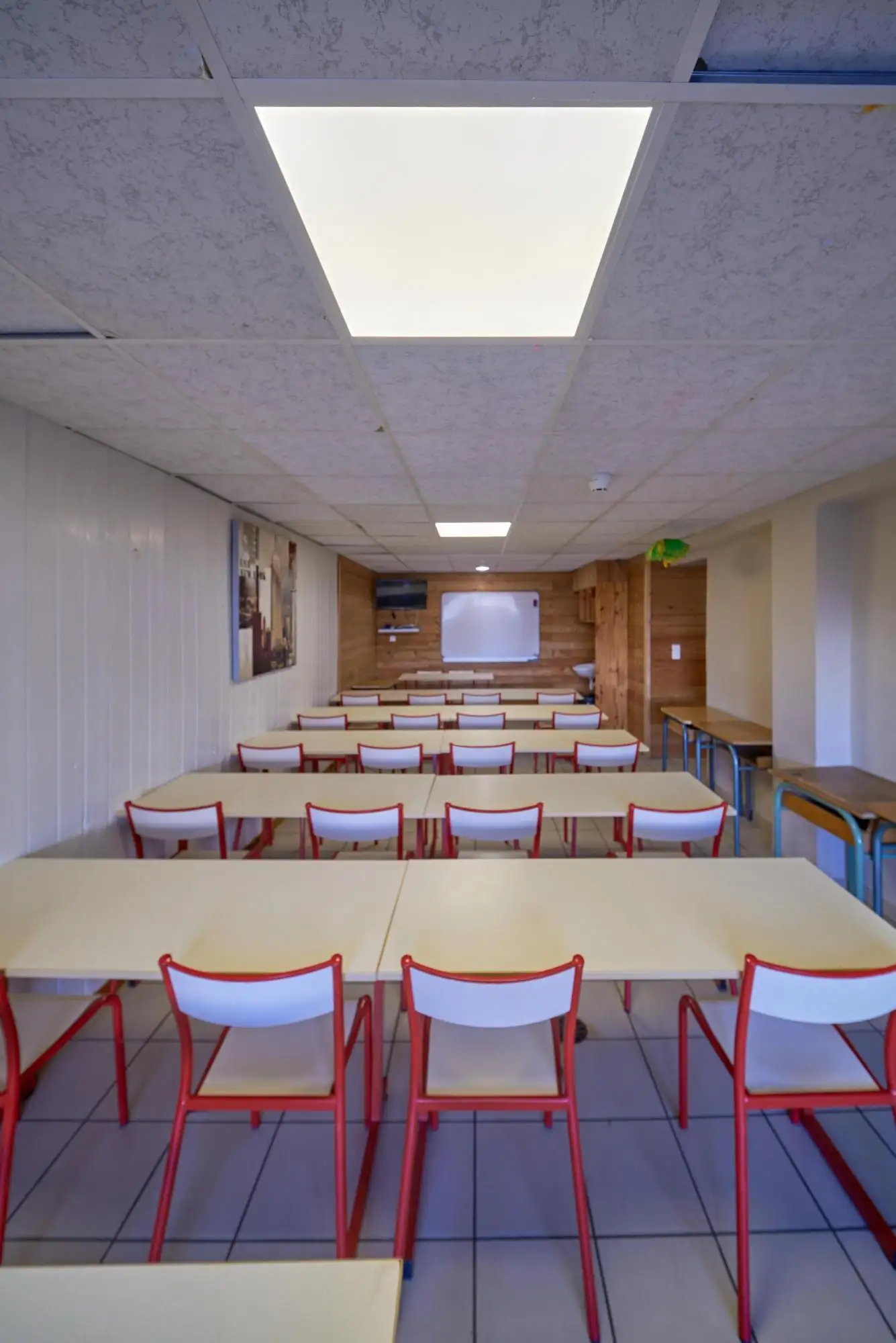 colonie de vacance st l�ger les m�l�zes