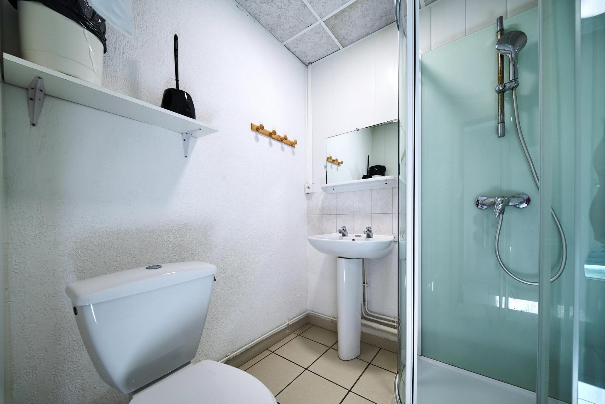 colonie de vacance st l�ger les m�l�zes