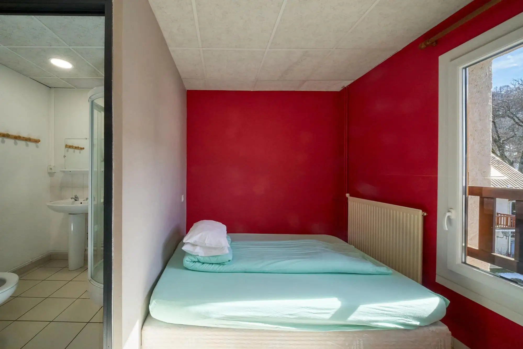 colonie de vacance st l�ger les m�l�zes