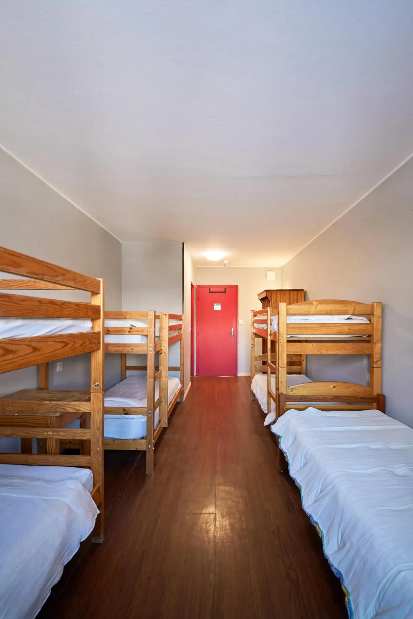 colonie de vacance st l�ger les m�l�zes