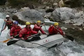 Colonie de vacances  Saint-Lger-les-Mlzes : un sjour nature et aventure inoubliable